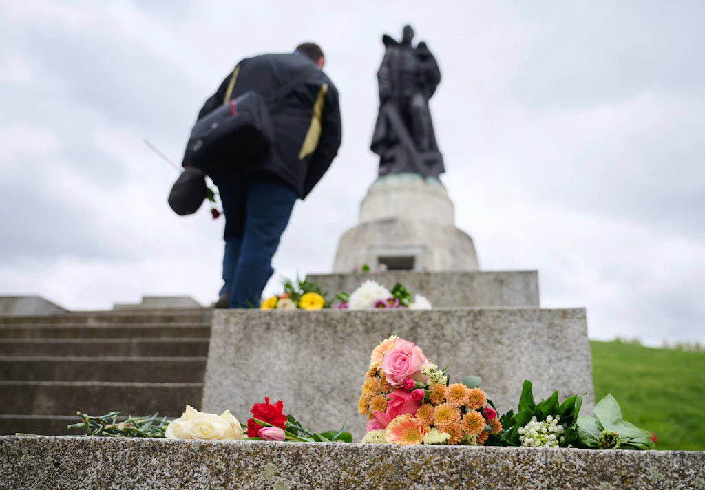 Berlin erinnert an das Kriegsende – doch der Ukraine-Krieg spaltet das Gedenken