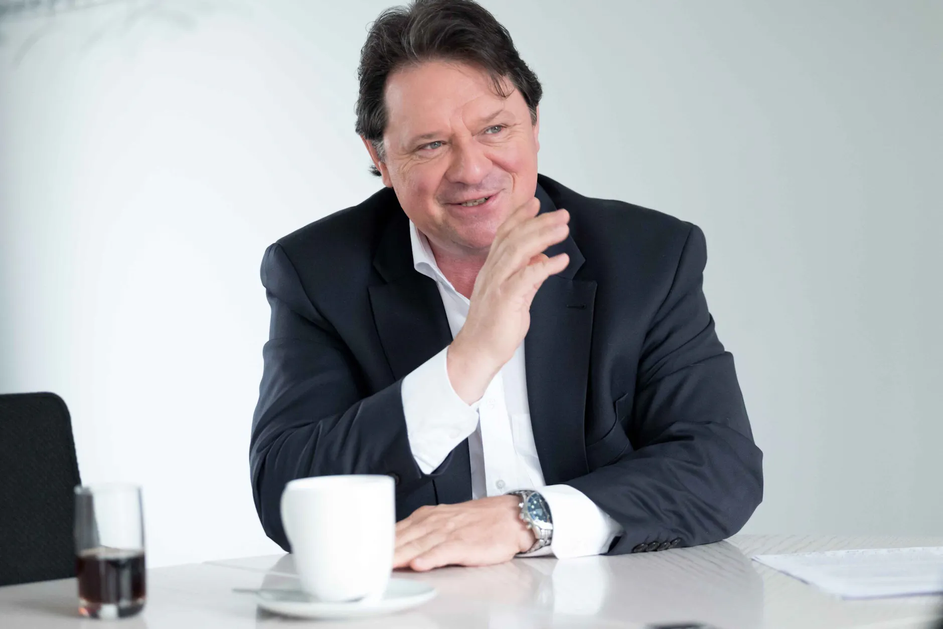 Christoph Minhoff ist seit Dezember 2012 Hauptgeschäftsführer der Bundesvereinigung der Deutschen Ernährungsindustrie sowie beim Lebensmittelverband Deutschland.