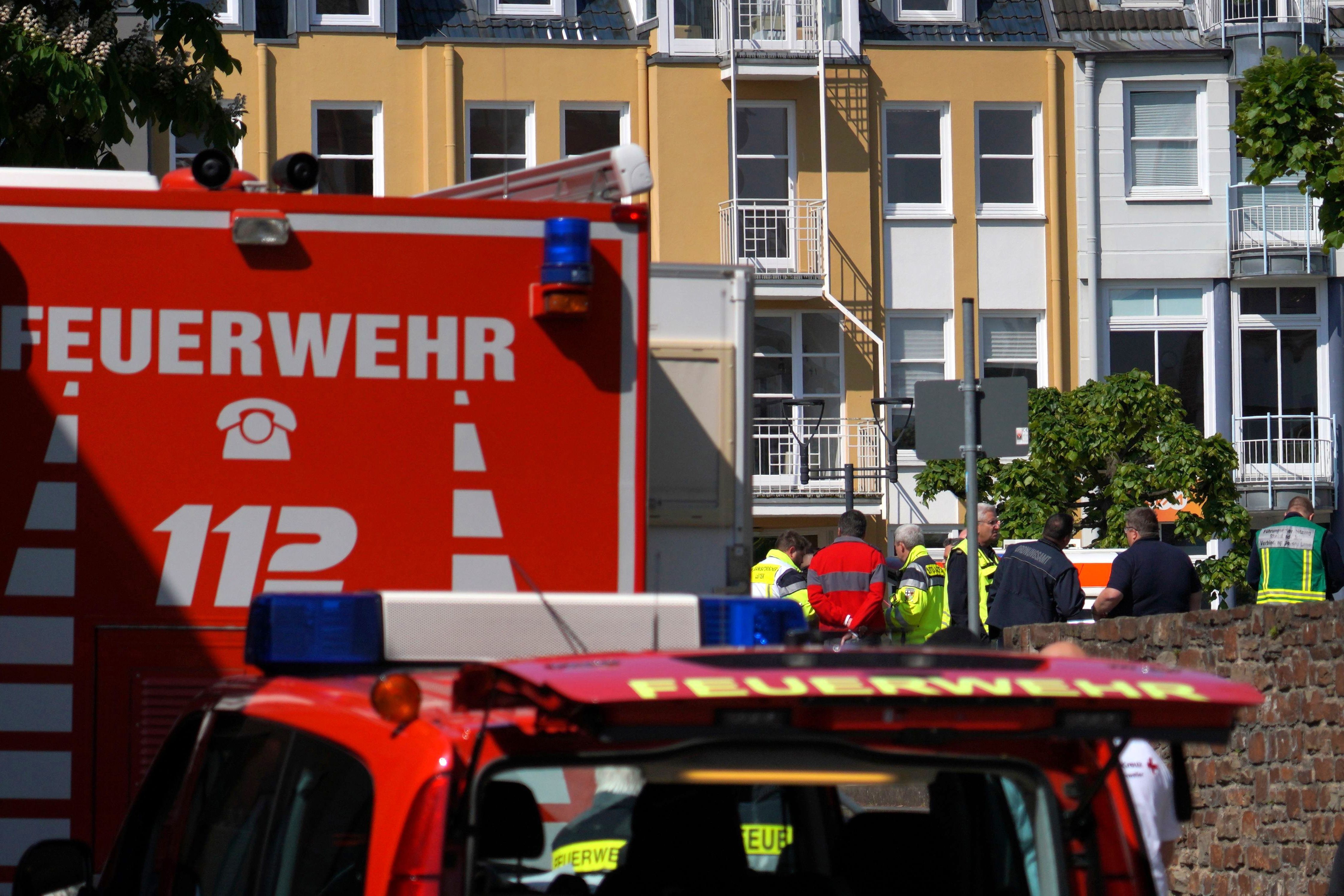 Banküberfall eskaliert: Mehrere Täter nehmen Geisel