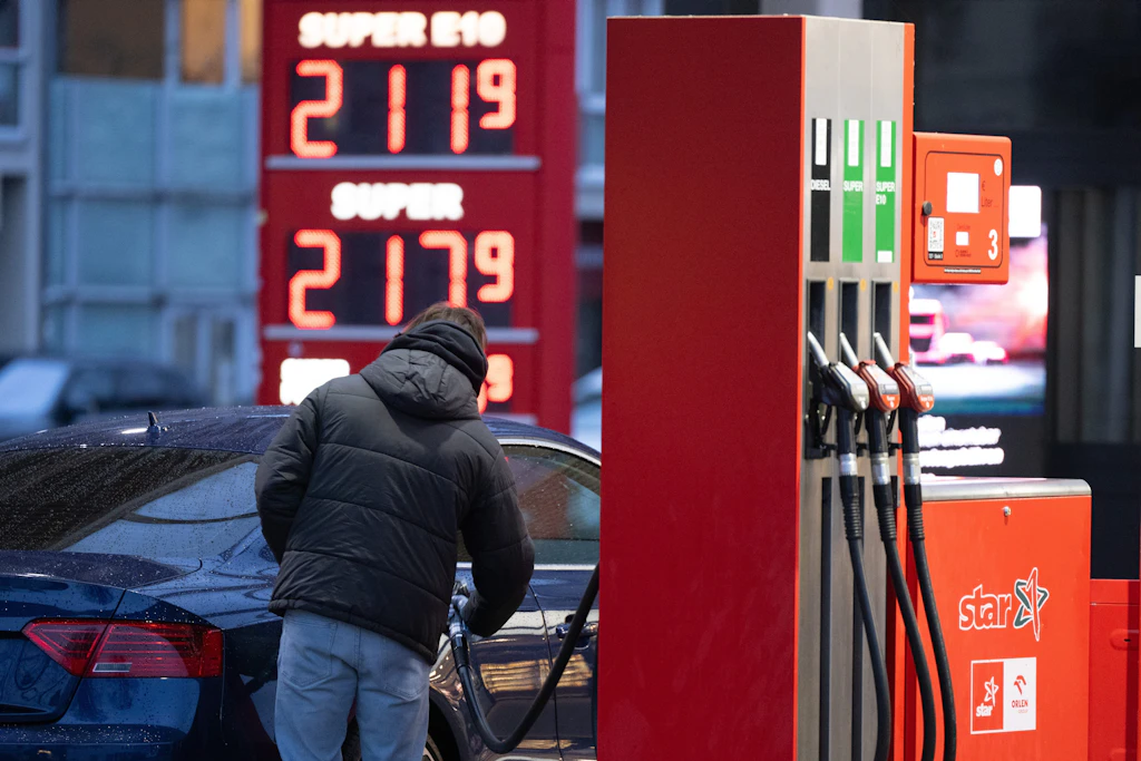 Benzin teurer, Gewinne explodieren: Diese Ölriesen, Banken und Rüstungsfirmen verdienen Milliarden am Iran-Krieg