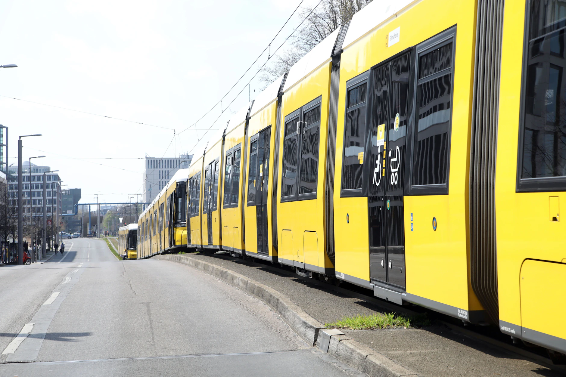 Nur noch Straßenbahnen, keine Autos: So haben sich die Aktivisten von Berlin autofrei die Innenstadt vorgestellt.