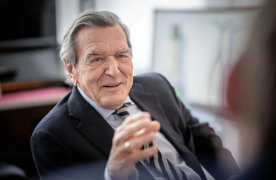 War in Ukraine: Putin proposes Gerhard Schröder as mediator – German ...