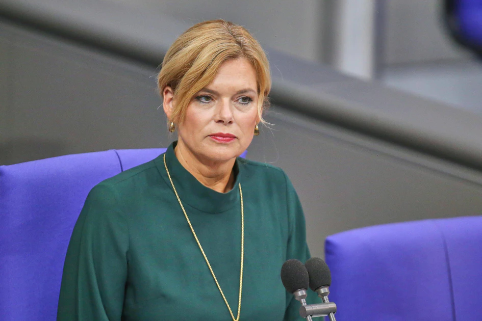 Berlin: Klöckner und Nouripour wollen Millionen-Bauprojekt am Spreeufer ...