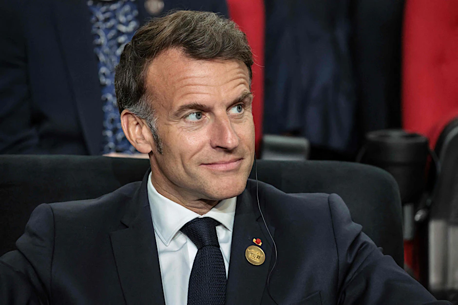 Frankreichs Präsident Emmanuel Macron bestreitet Pläne einer eigenen Militäroperation in der Straße von Hormus.