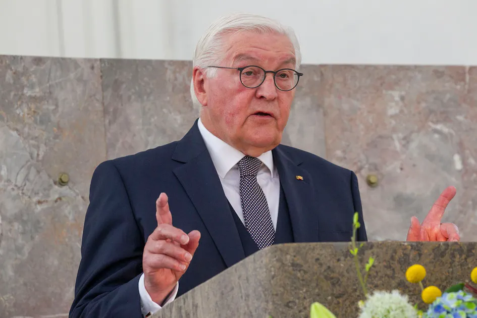 Die pädagogische Republik Deutschland: Der moderne Untertan kniet nicht ...