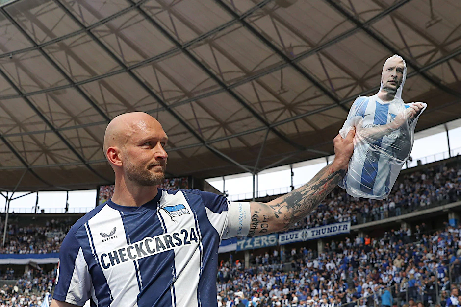 Bei seinem Abschied von den Fans gab es von Toni Leistner ein Liebesbekenntnis zu Hertha BSC. Dabei spielte der Verteidiger vier Jahre beim 1. FC Union Berlin.