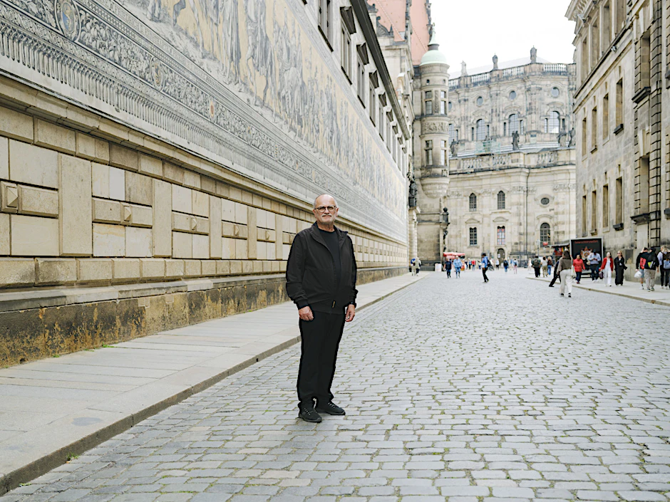 Roland Dantz am Dresdner Fürstenzug.