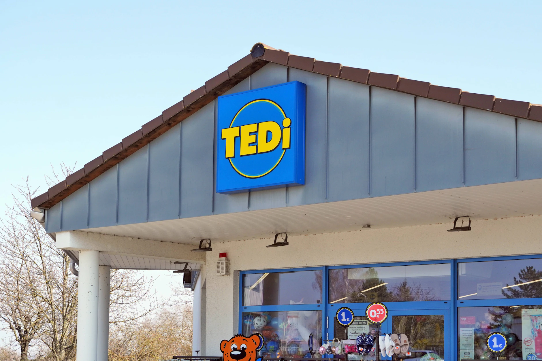 Tedi profitiert davon, dass viele Verbraucher gezielt nach günstigen Angeboten suchen.