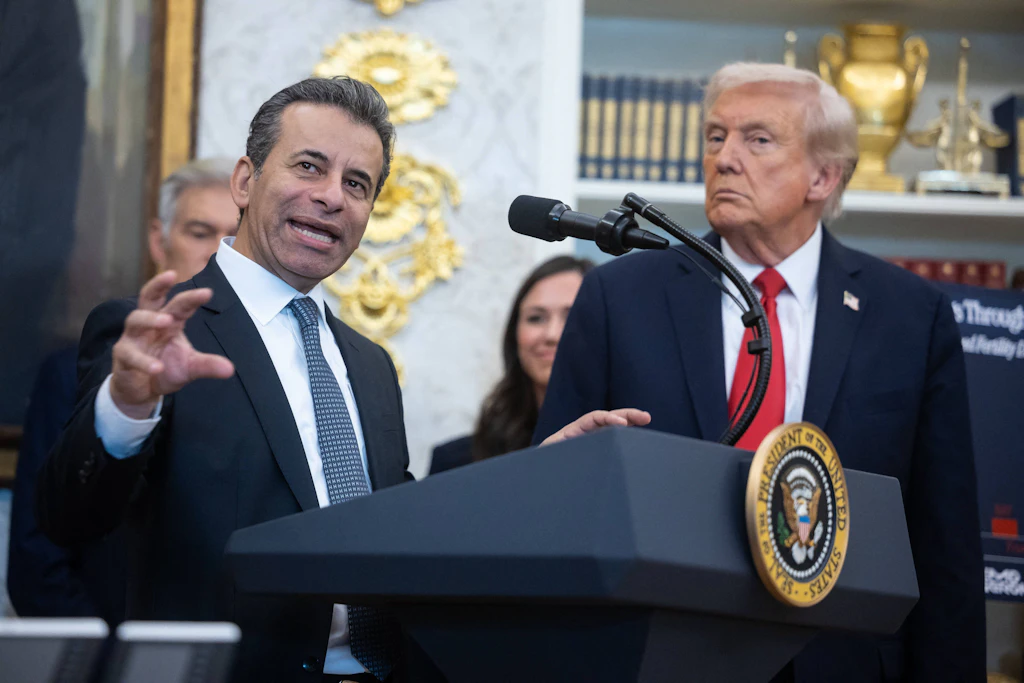 Trump feuert FDA-Chef Marty Makary nach Streit mit Pharma- und Abtreibungslobby