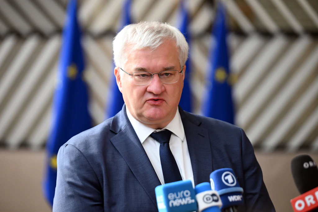 Ukraine schlägt „Flughafen-Waffenruhe“ mit Russland vor – Europa soll vermitteln