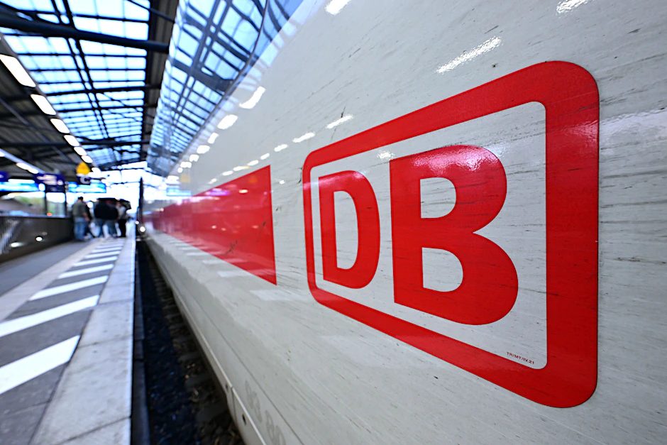 Die Deutsche Bahn will sich nach Aussagen von Evelyn Palla stärker auf ihr Kerngeschäft konzentrieren.