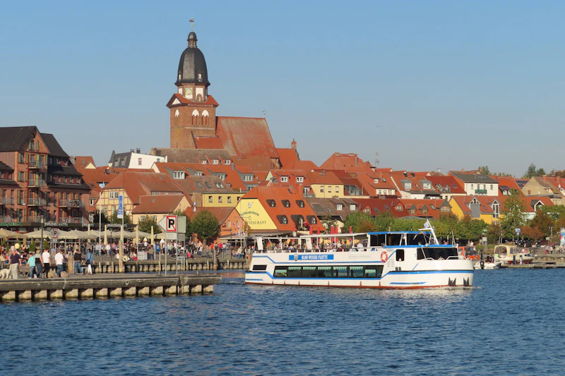 Seltenes Comeback zum Vatertag: DDR-Linie auf der Müritz wieder da!
