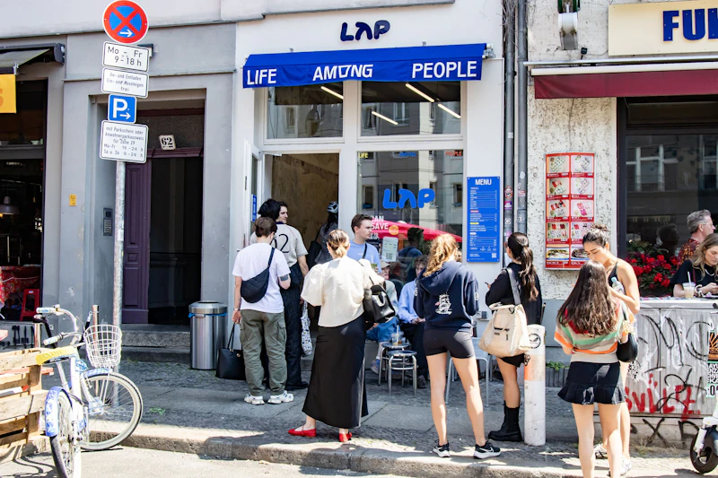 Neue Anschläge! Linksextreme wollen billigen Kaffee aus Berlin vertreiben