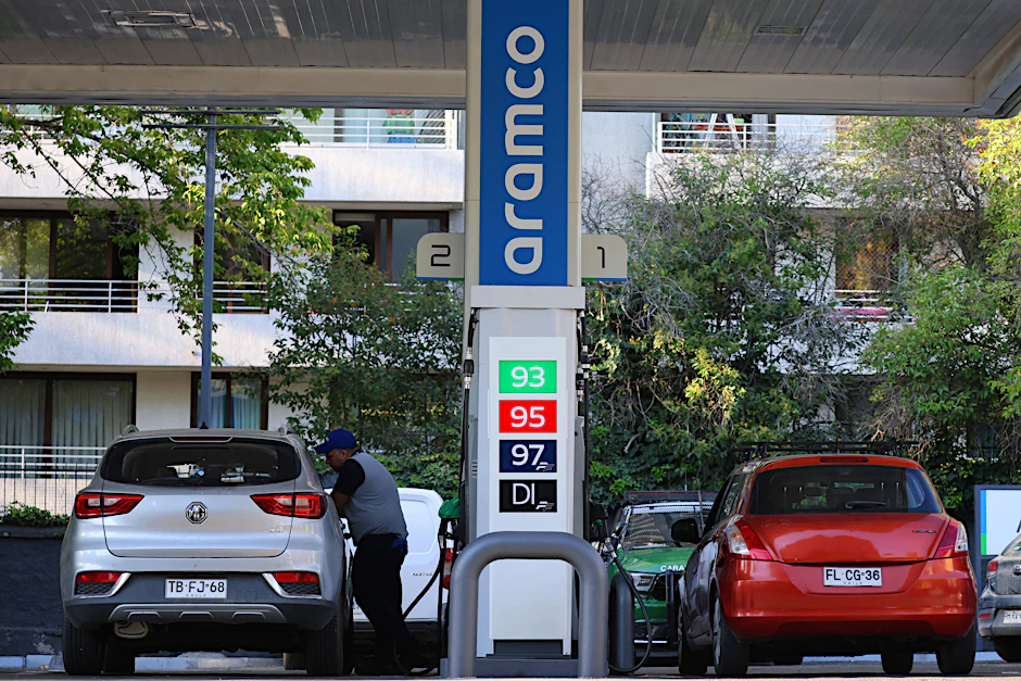 Die Sorge vor Engpässen bei den Treibstoffvorräten treibt die Energiepreise.