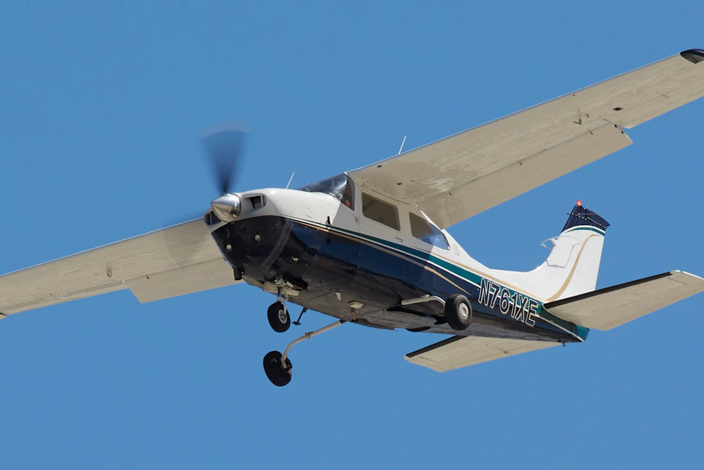 Mit einer Cessna 210 – wie dieser hier – startete die Familie Lohmiller zu ihrem letzten Rundflug über die Dünen von Sossusvlei (Symbolfoto).