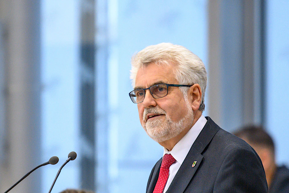 Armin Willingmann (SPD) kritisiert die Pläne der Bundesregierung für neue Gaskraftwerke.