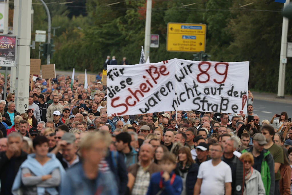 Thüringen-Monitor: Demokratie-Zustimmung und Unmut über Regierung auf Rekordhoch