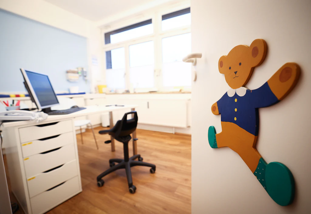 Anklage gegen Kinderarzt aus Brandenburg – 130 Missbrauchsfälle über zwölf Jahre
