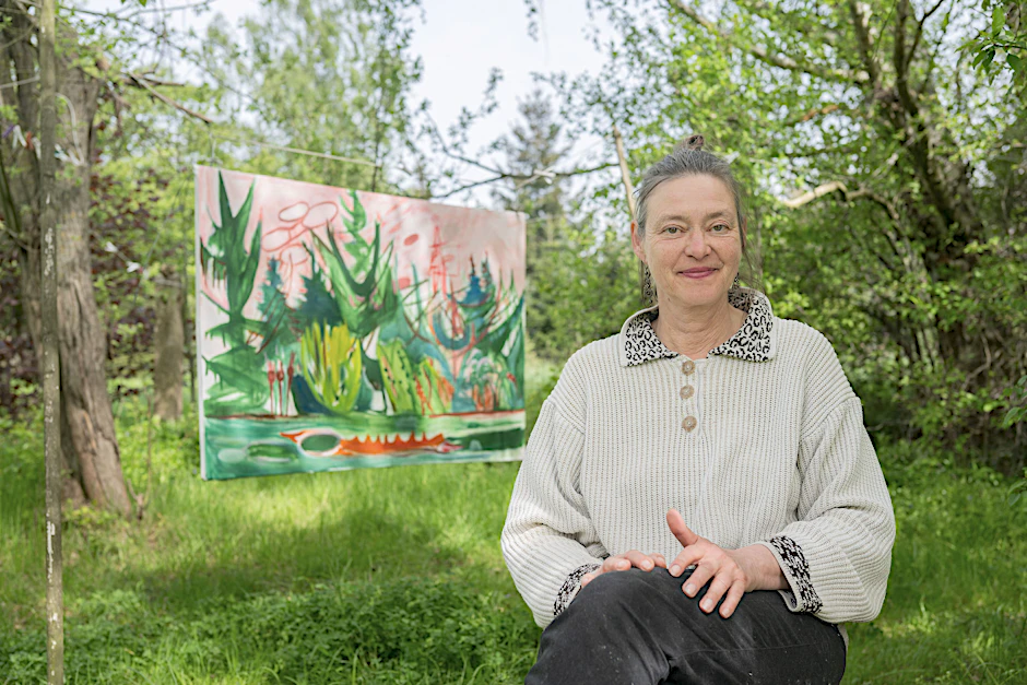 Franziska Kunath im Garten ihres Künstlerhofes in Röhrsdorf.