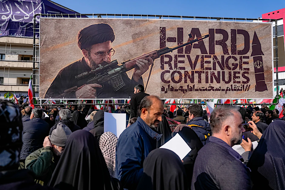 Mullah-Anhänger in Teheran demonstrieren fast täglich seit den amerikanisch-israelischen Angriffen auf den Iran.
