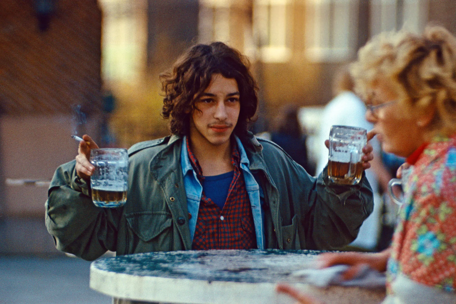 Auch in der DDR trank man gern mal ein Bier, teilweise leider zu viel davon. Deshalb wurde das alkoholfreie Bier AUBI entwickelt.