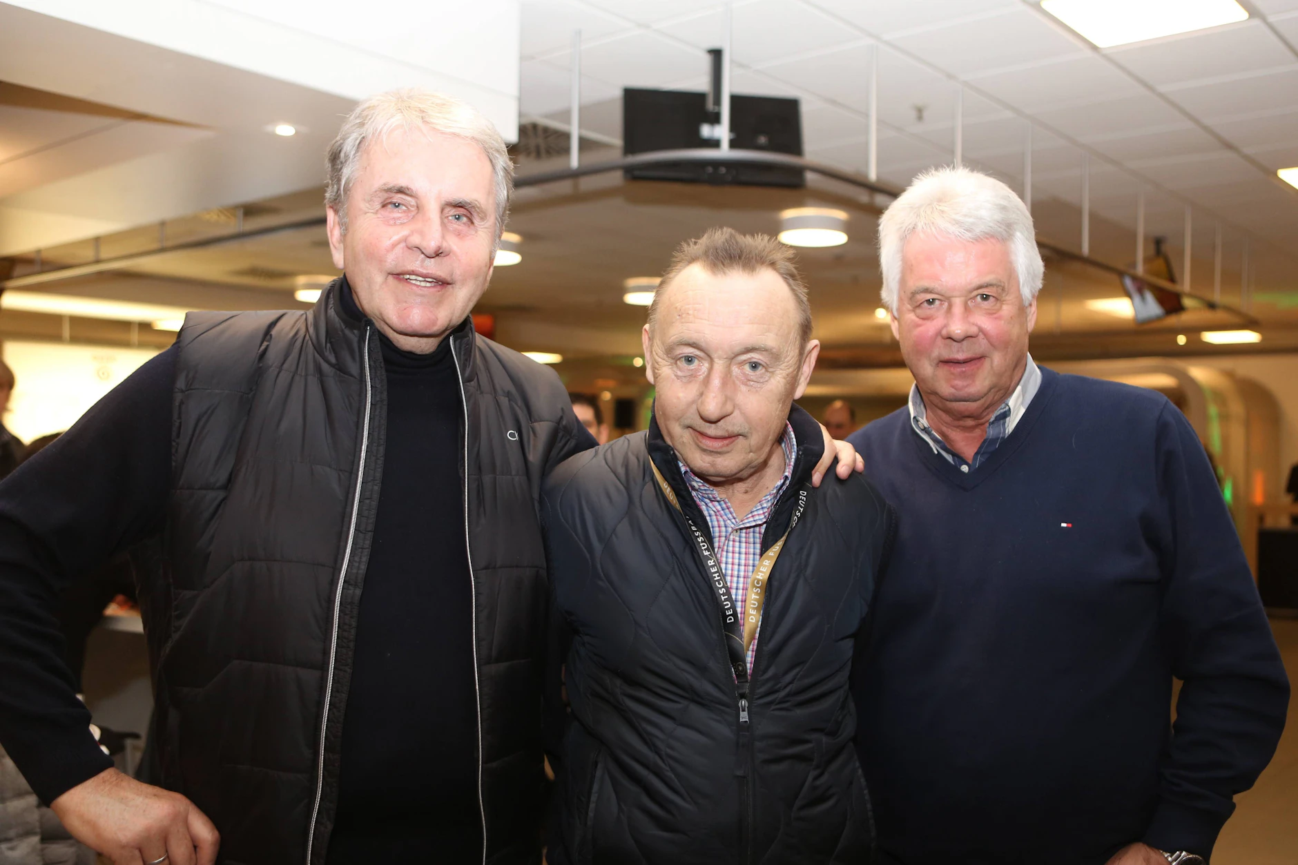 Drei DDR-Legenden auf einem Fleck: Jürgen Croy (v. l.), Joachim Streich und Jürgen Sparwasser.