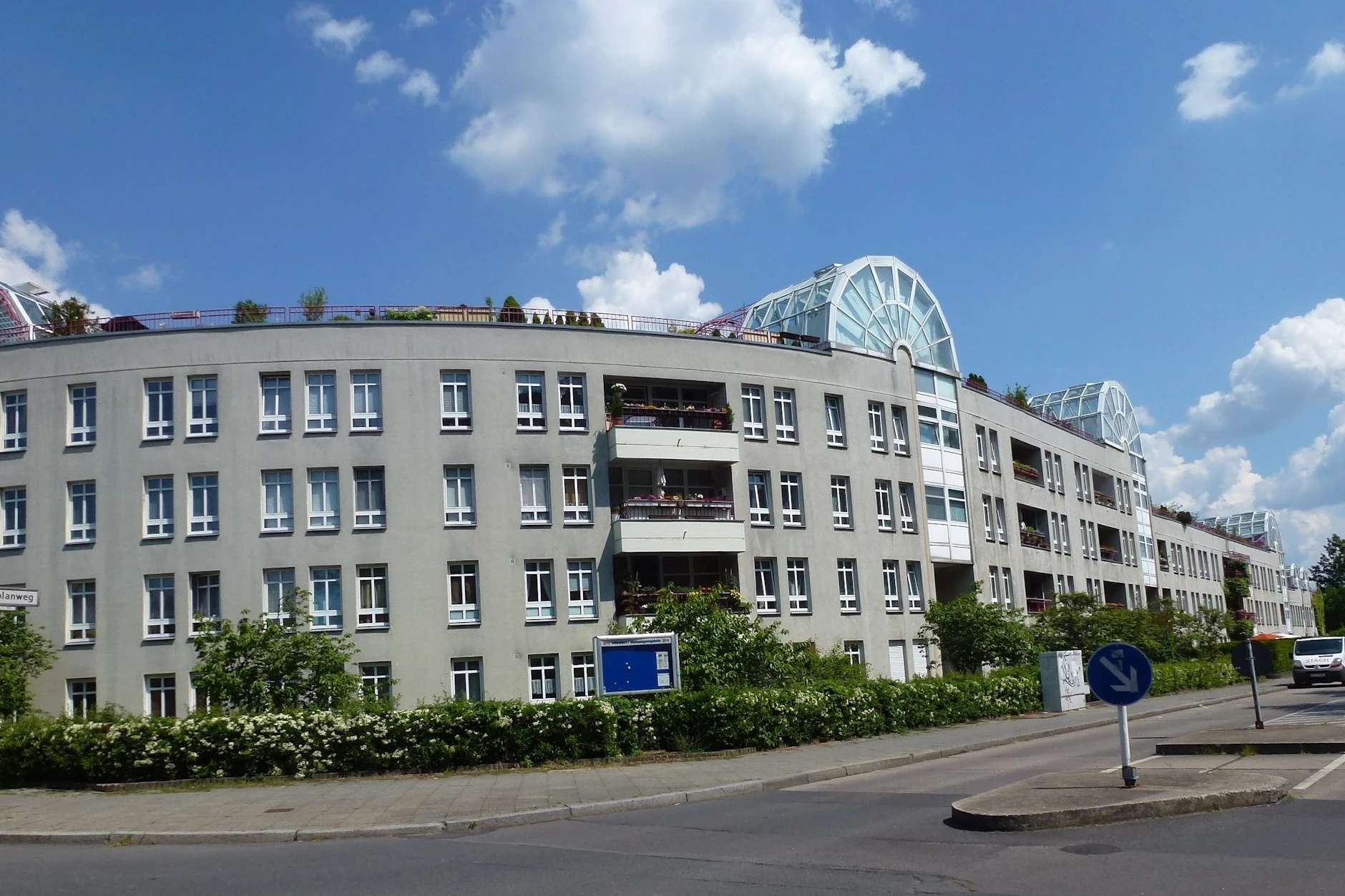 Der Ortolanweg in Neukölln, hier haben die Menschen oft zu wenig Geld.