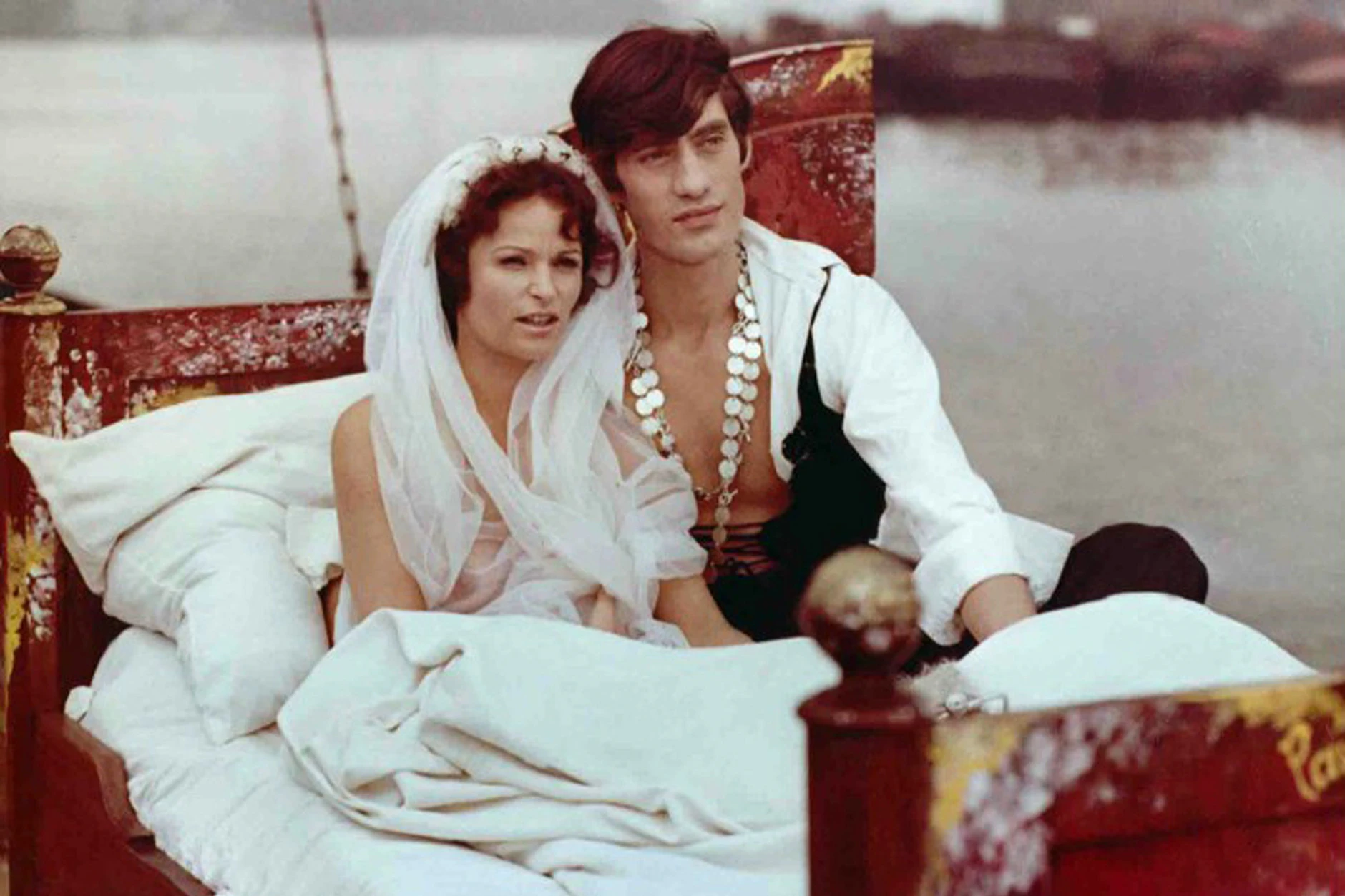 Winfried Glatzeder und Angelica Domröse im Film „Die Legende von Paul und Paula“ . Der Film machte die Schauspielerin über Nacht zu einem der ganz großen Stars der DDR.