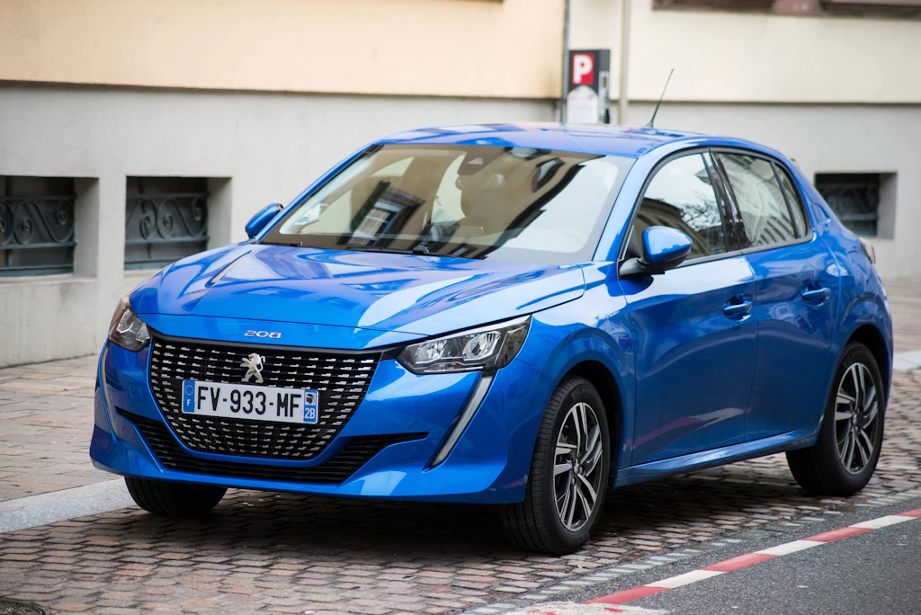Mini-Hupe statt Warnsignal: Peugeot schickt 600.000 Autos in die Werkstatt