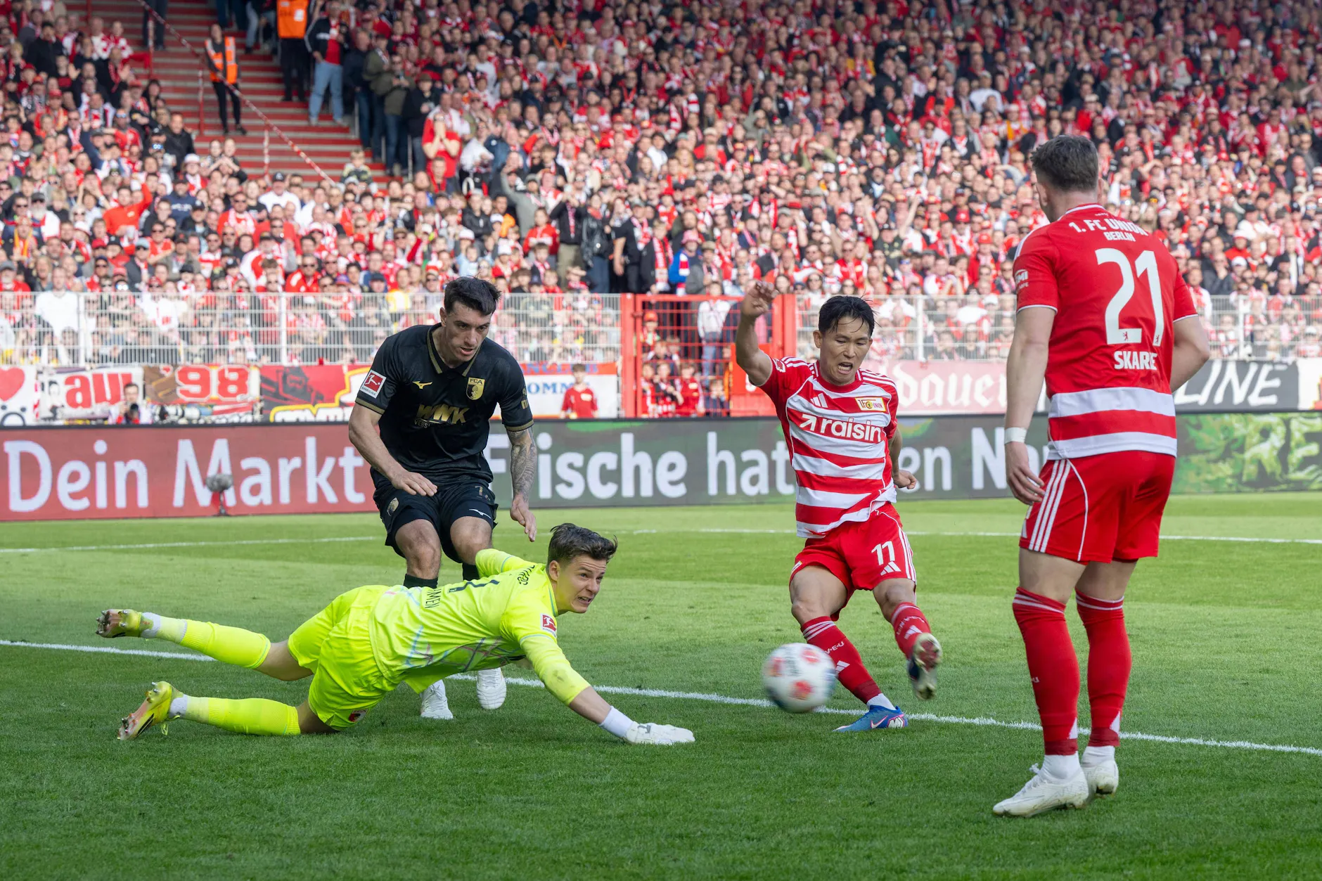 Das letzte Union-Tor der Saison: Wooyeong Jeong erzielt das 4:0.