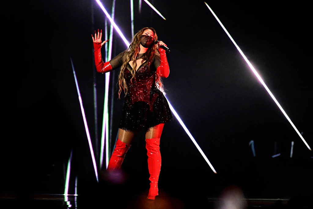 Die schwedische Sängerin Felicia Eriksson bei ihrem Auftritt im Halbfinale beim ESC.