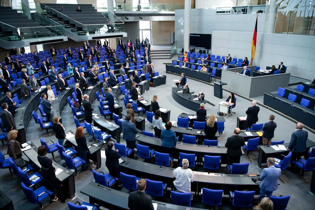Diäten für Bundestagsabgeordnete: Mehrheit lehnt Erhöhung ab