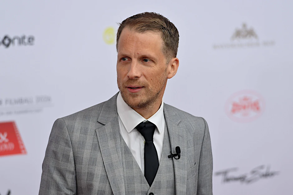 Oliver Pocher hat seinen Spaß an den kursierenden Liebesgerüchten.