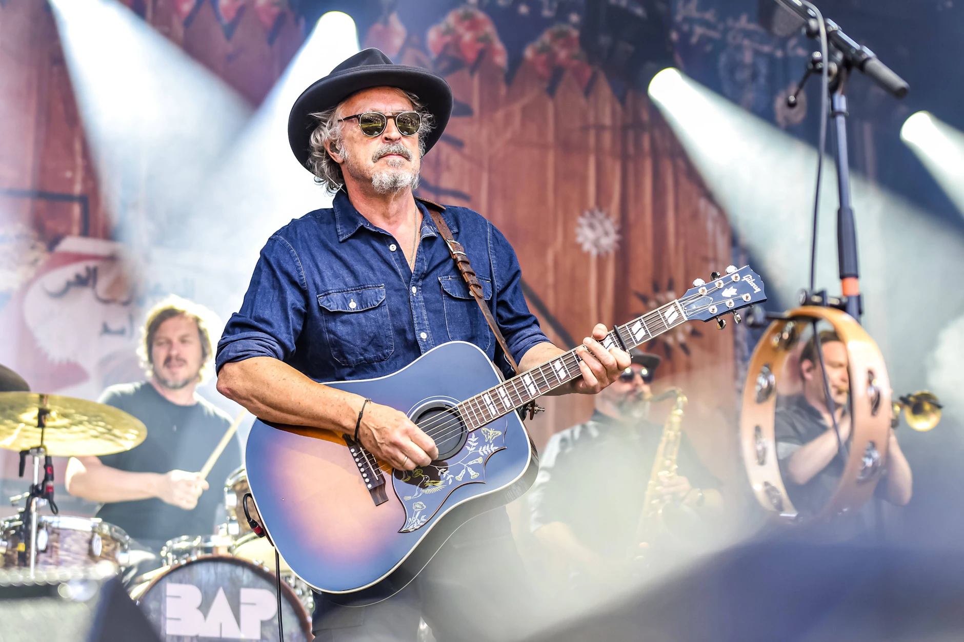 Wolfgang Niedecken (75) bereitet gerade die Jubiläumstour zu 50 Jahre BAP vor.