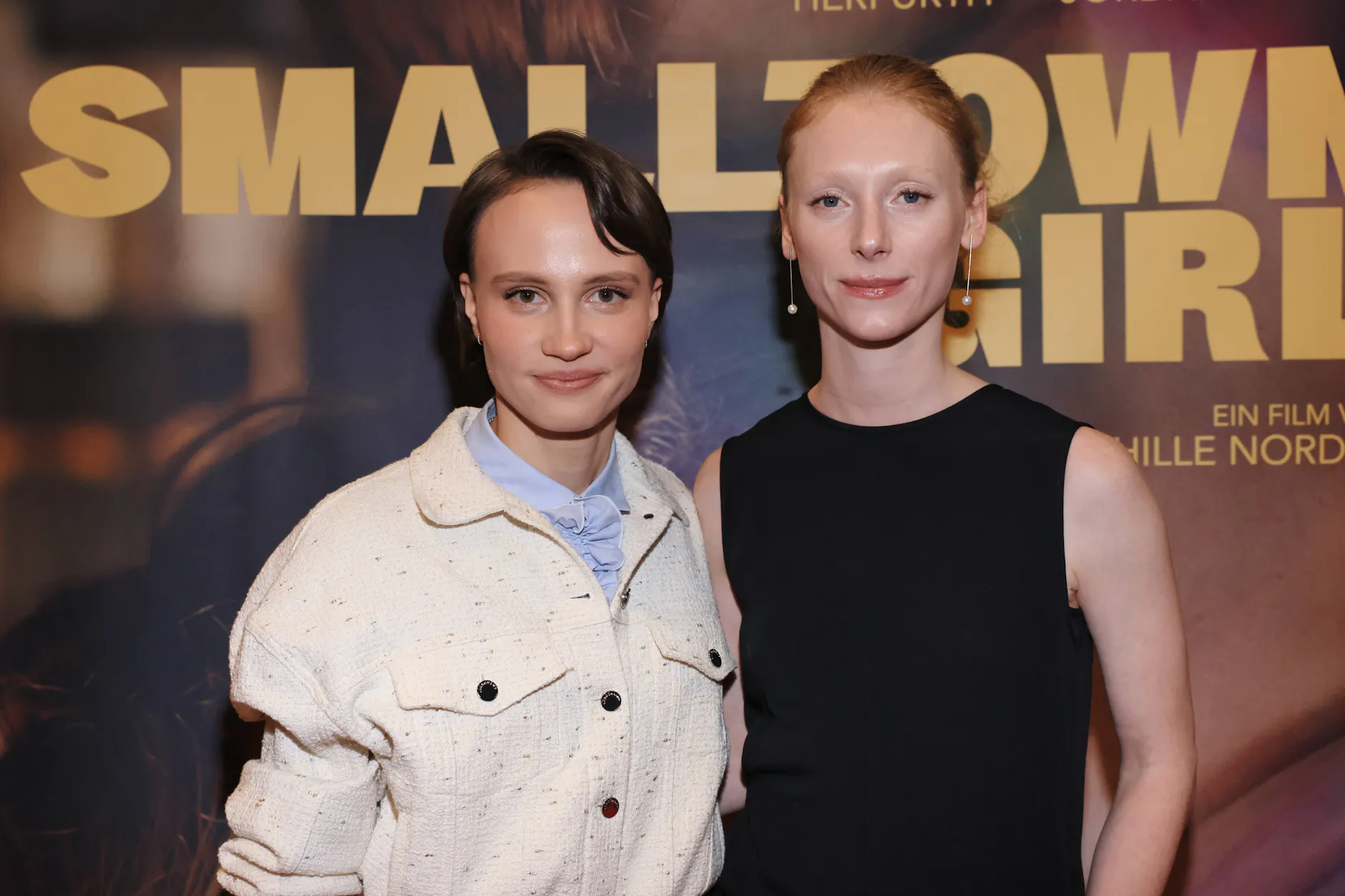 Luna Jordan und Dana Herfurth bei der Premiere von "Smalltown Girl" in der Kulturbrauerei Berlin.