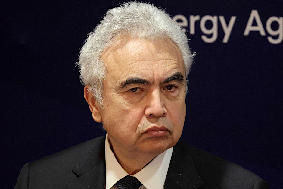Der Chef der Internationalen Energieagentur Fatih Birol hat angesichts der schwindenden Ölreserven eine erneute Warnung ausgesprochen.