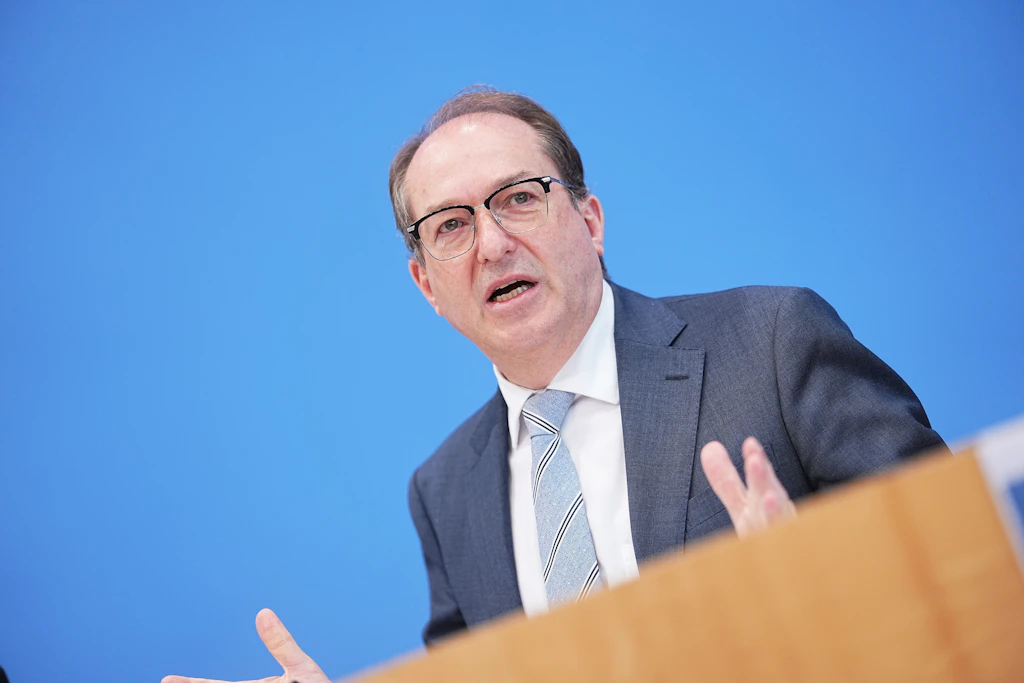 Dobrindt plant zehn Milliarden Euro für Bevölkerungsschutz und Bunker-Kataster