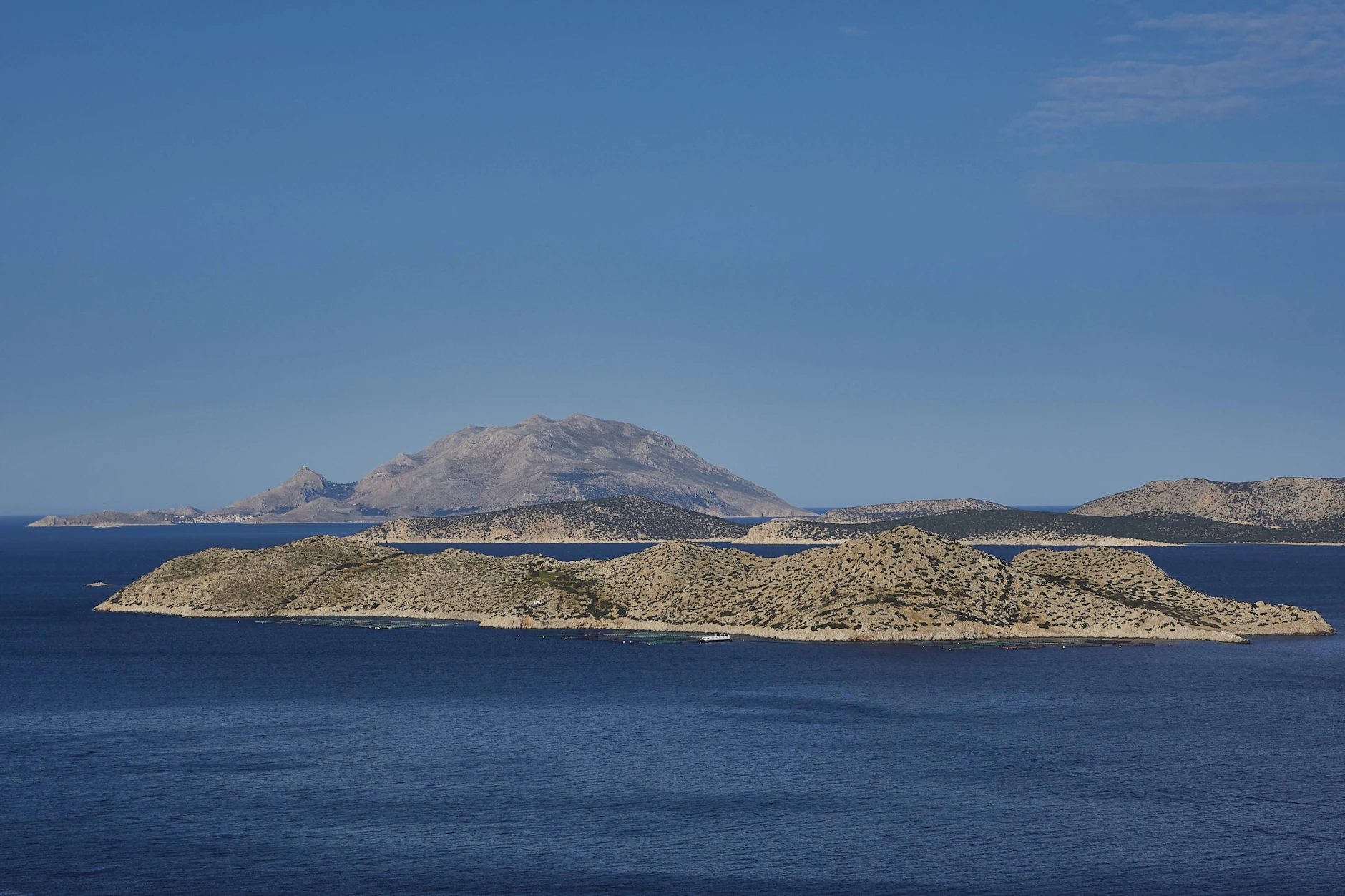 Griechische Inseln im Ionischen Meer – die Insel Makri kommt im November 2026 für 247.000 Euro unter den Hammer. 