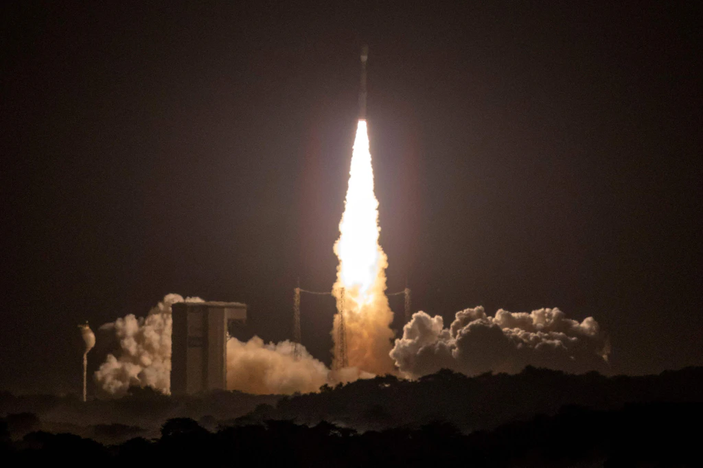 SMILE-Satellit ins All gestartet: ESA und China erforschen das Erdmagnetfeld