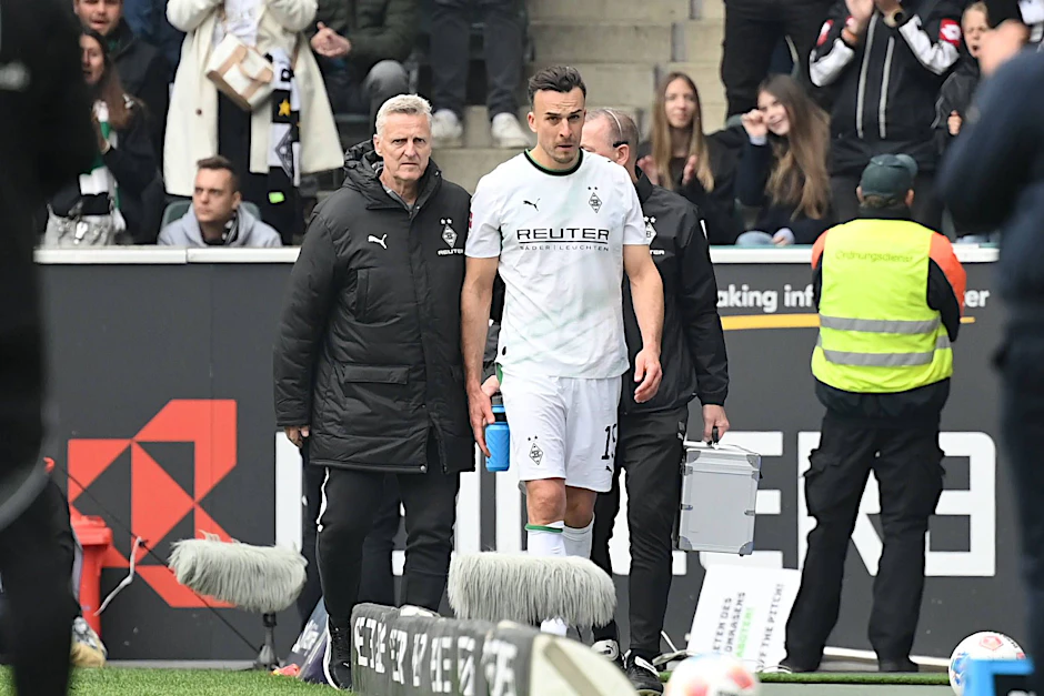 Der ehemalige Hertha-Torjäger Haris Tabakovic verließ bei Gladbachs 4:0-Sieg gegen Hoffenheim gefrustet den Platz. Eine Knöchelverletzung zerstörte seinen WM-Traum mit Bosnien.