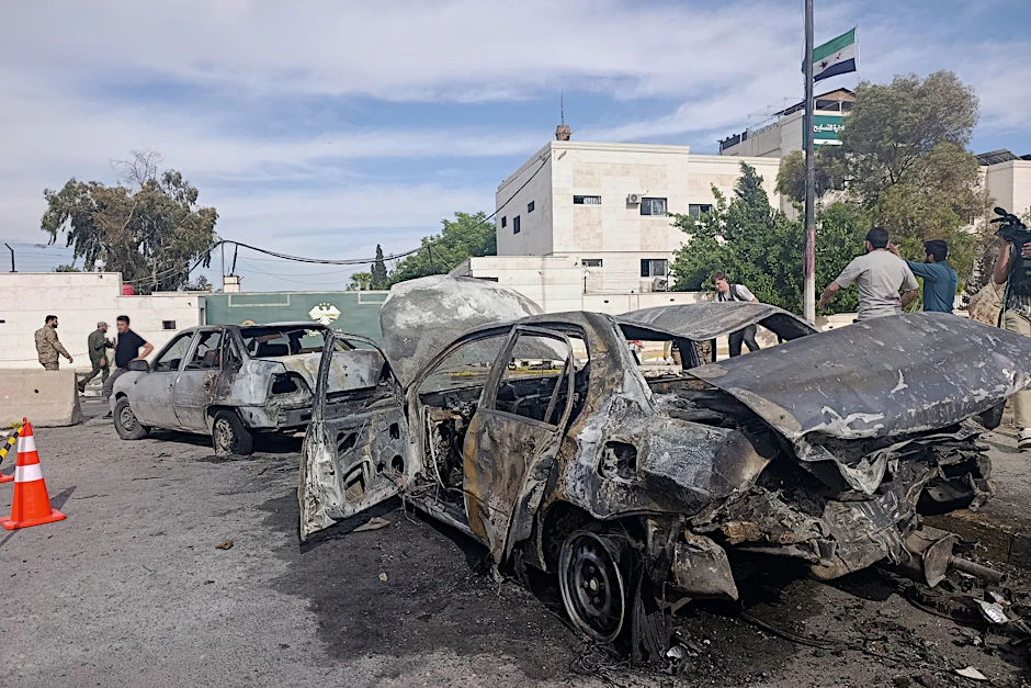 Eine Autobombe explodierte vor einem Gebäude des Verteidigungsministeriums in Damaskus.