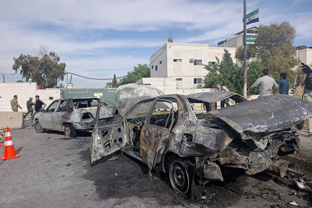 Damaskus: Autobombe explodiert nahe Syriens Verteidigungsministerium – ein Toter, 18 Verletzte