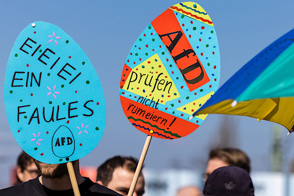 Die CDU müsse „ihre Blockadehaltung zum AfD-Verbot aufgeben", sagen die Organisatoren.