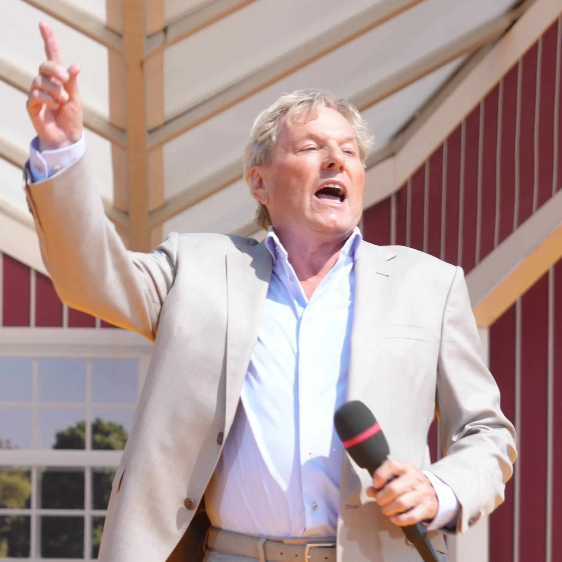 Hört er auf? Schlagerstar Bernhard Brink teilt Wichtiges mit