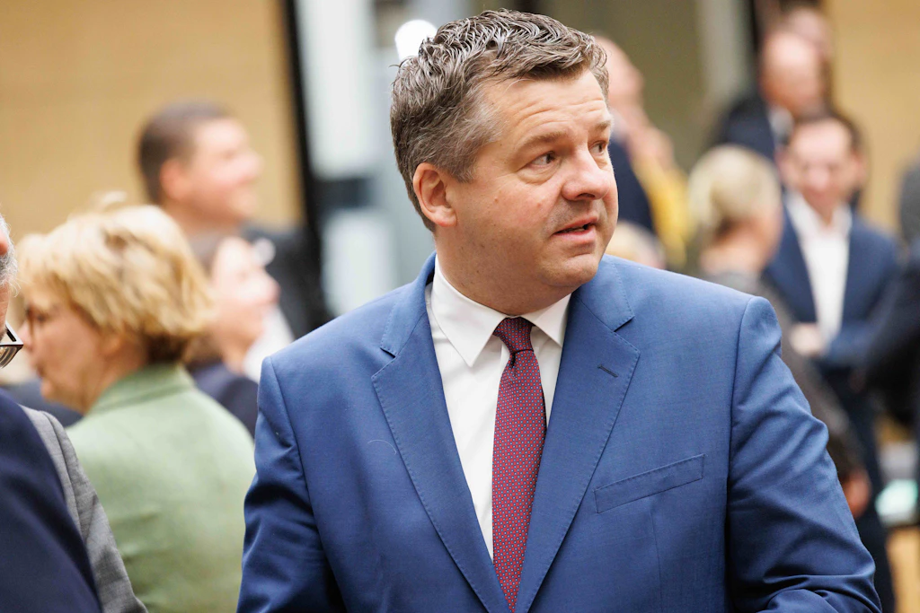 „Keine Ministerin der Linkspartei und keinen Minister der AfD“: Schulze über Sachsen-Anhalt