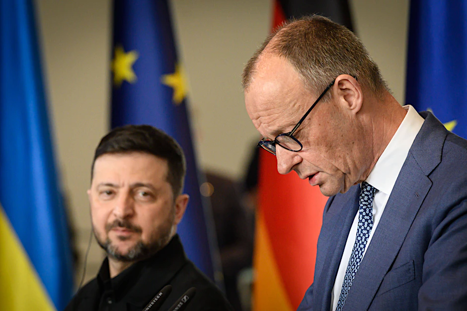 Bundeskanzler Friedrich Merz und der ukrainische Präsident Wolodymyr Selenskyj bei den deutsch-ukrainischen Regierungskonsultationen im Bundeskanzleramt.