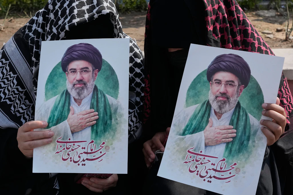 Nach Bericht über Chamenei-Anweisung zu iranischem Uran: Ölpreise steigen an