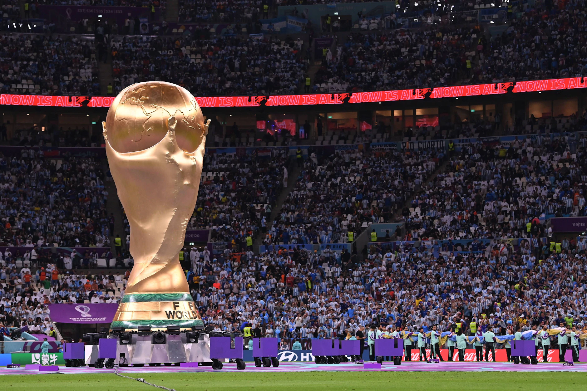 Die WM 2026 dauert diesmal fünf Wochen. Damit verlängert sich der Transferstau in diesem Sommer. Das hat auch Auswirkungen auf Hertha BSC.