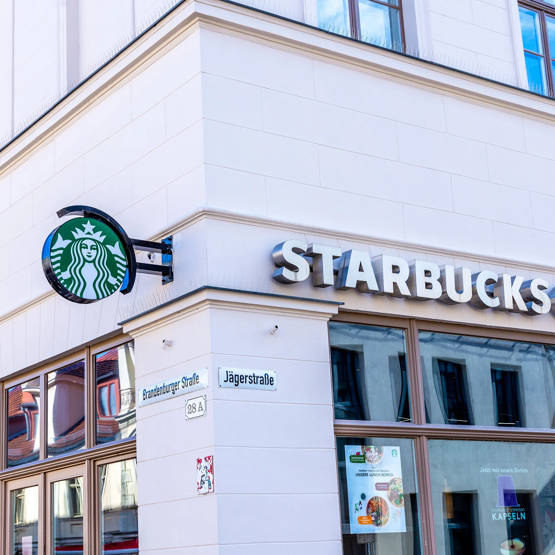 Ärger bei Starbucks: Verbraucherzentrale kritisiert Trinkgeld-Abfrage