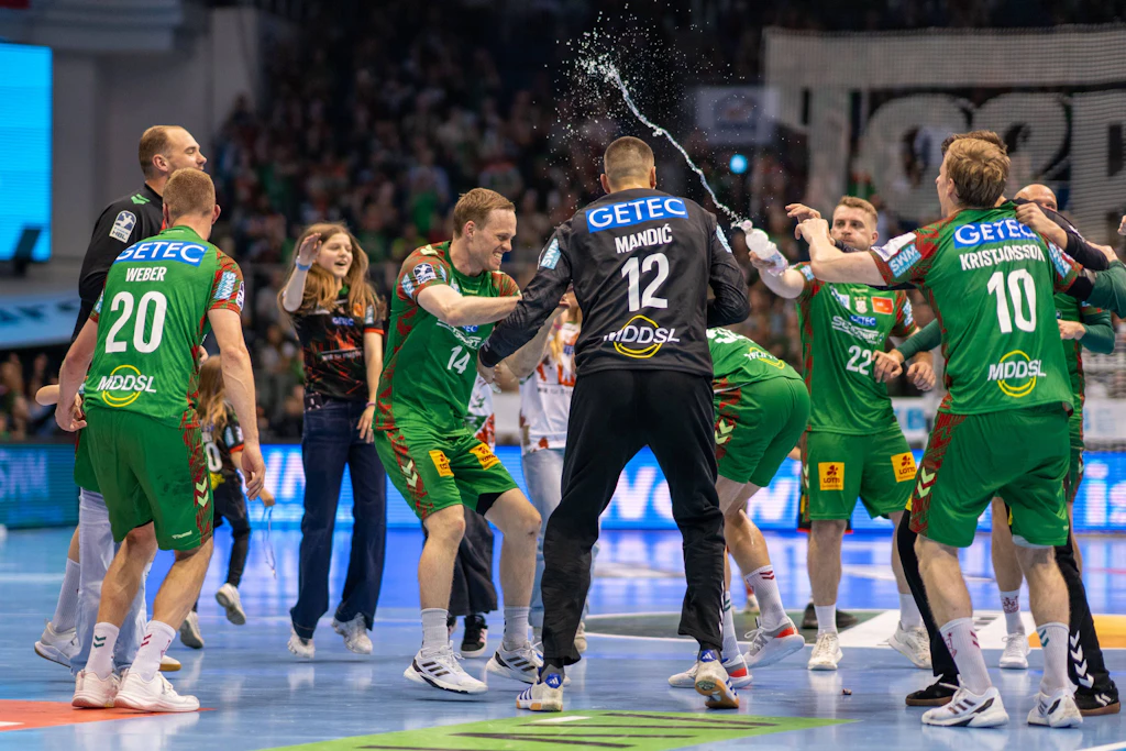 In letzter Sekunde! SC Magdeburg krönt sich nach Krimi gegen Flensburg zum Meister